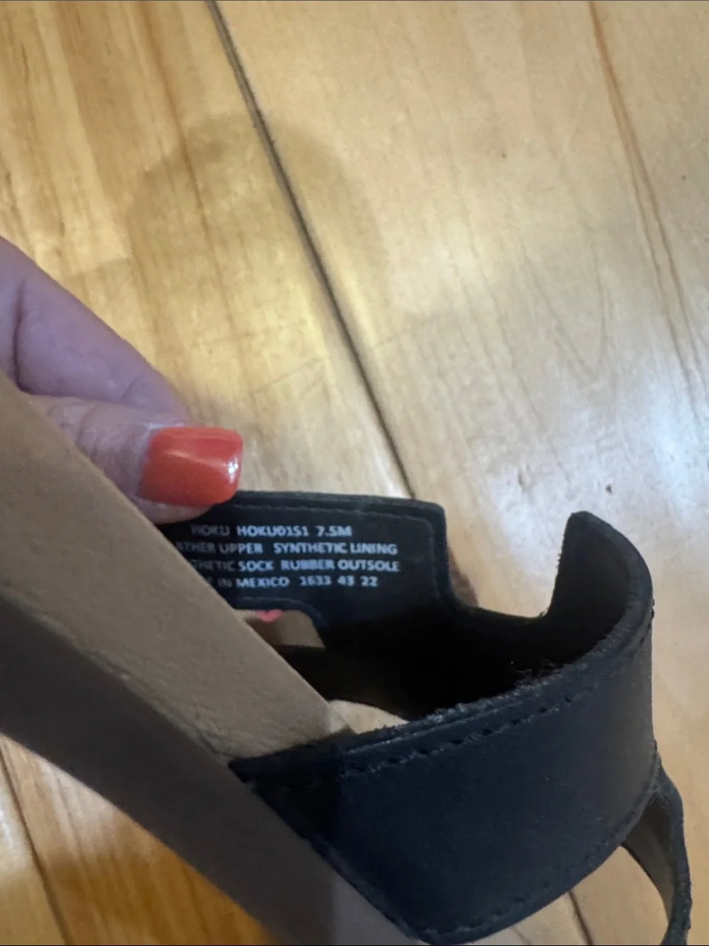 Steve Madden Black and Tan Slide Sandals